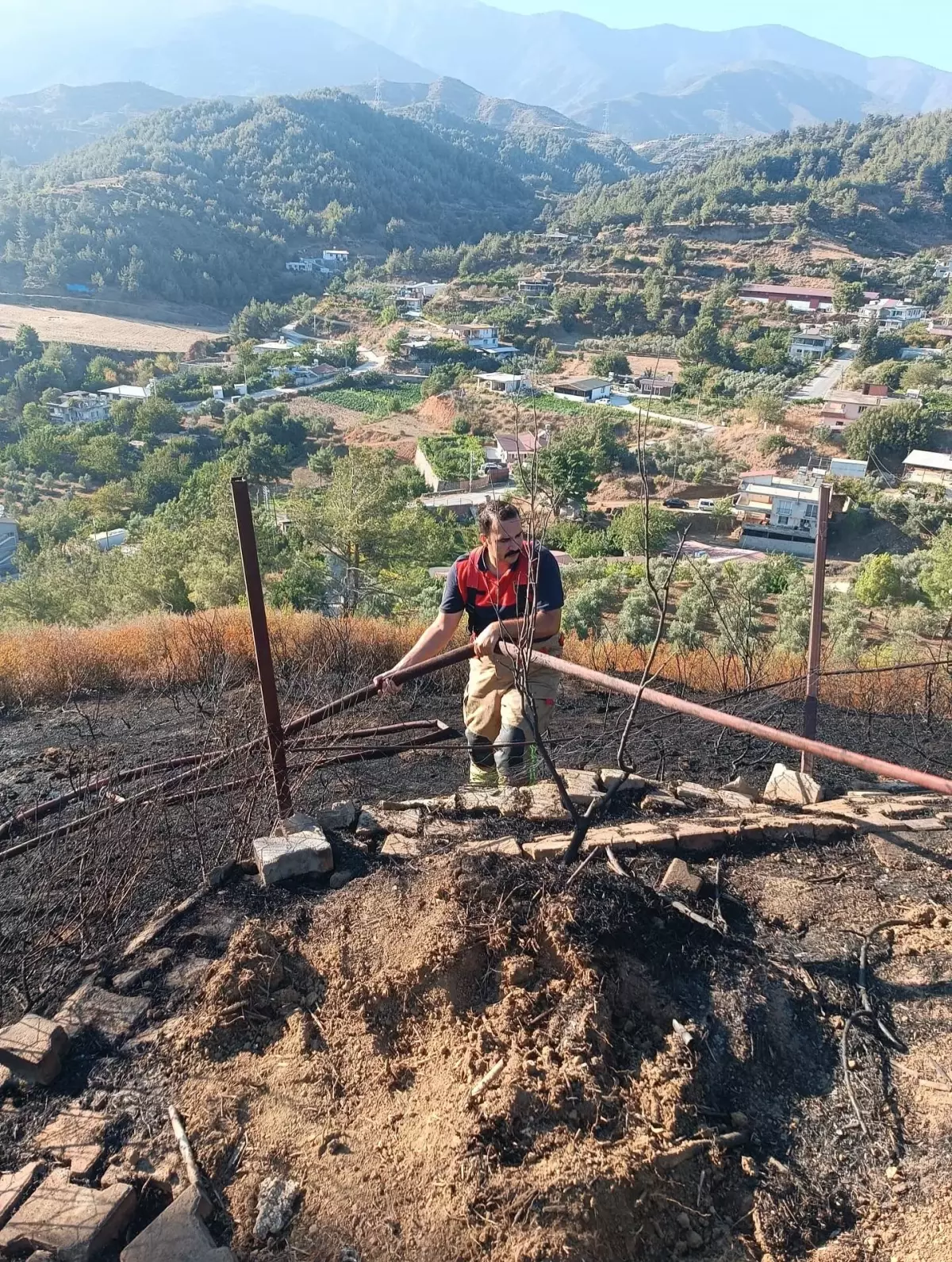 hatayda yangin kontrol altina alindi SGlufYeW