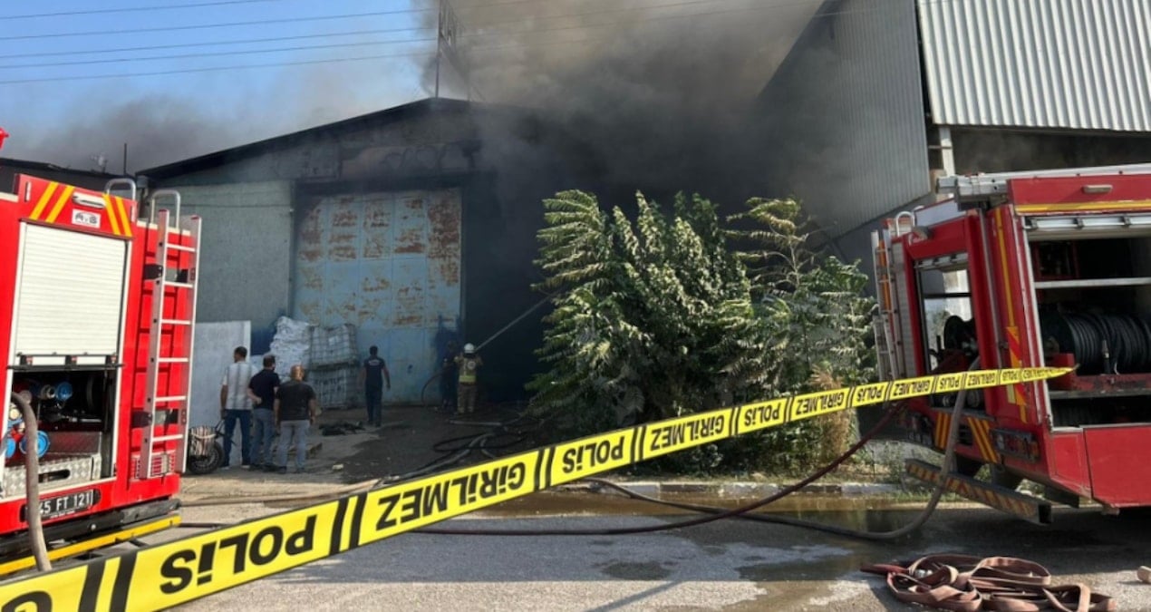 manisada yangin 2 is yeri kule dondu a3iGKF31