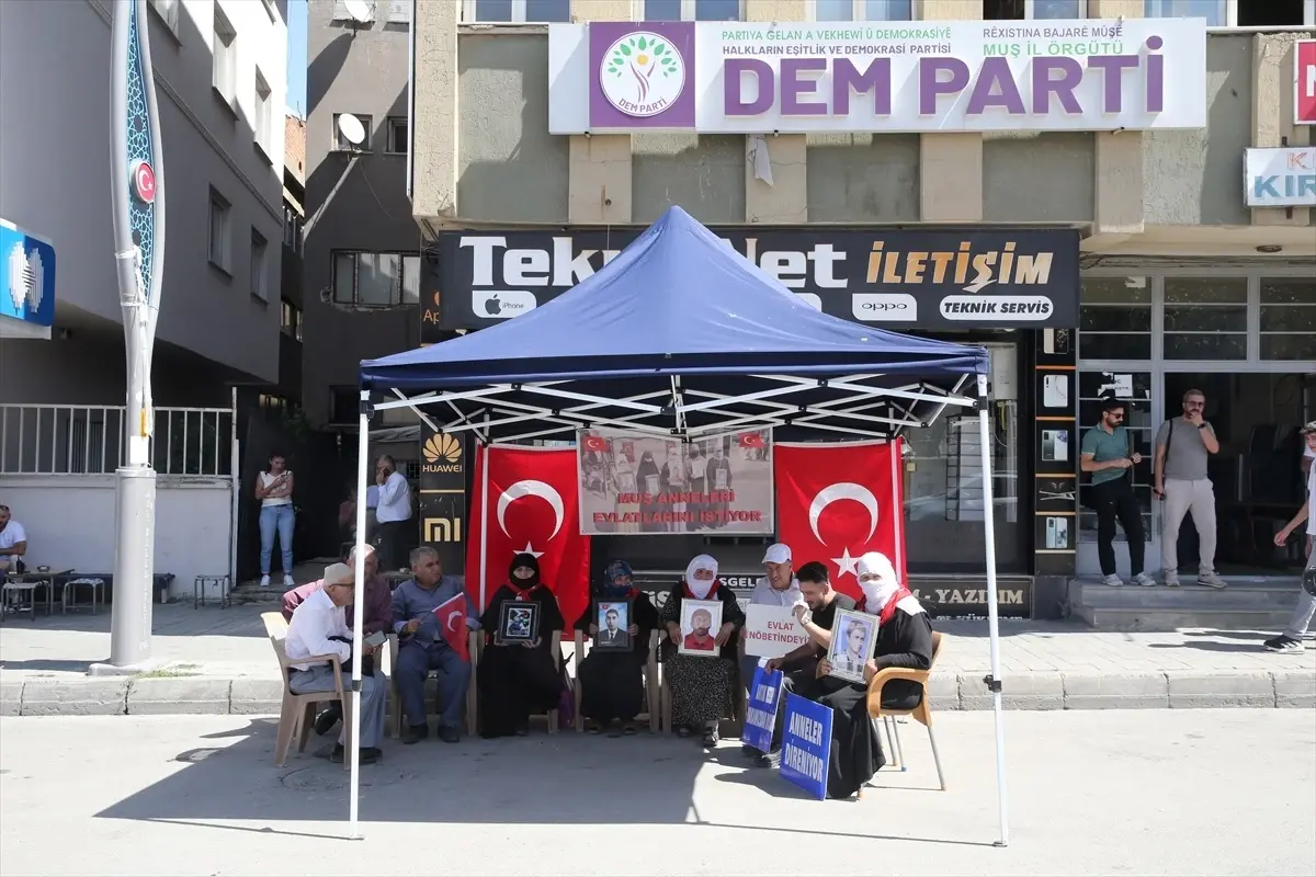 musta aileler cocuklari icin eylemde dnk6HKvm