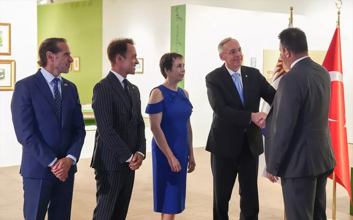 uruguay bagimsizlik bildirgesinin 200 yili kutlandi pZBv9OML