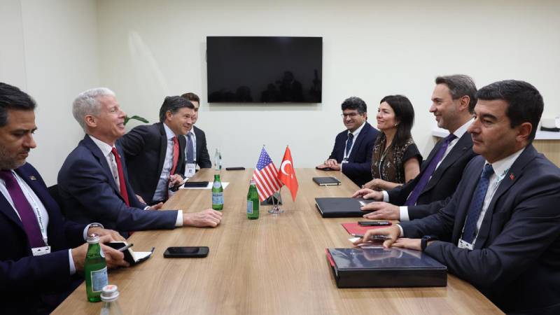 enerji ve tabii kaynaklar bakani bayraktar abdli mevkidasiyla gorustu dDSYHOdl