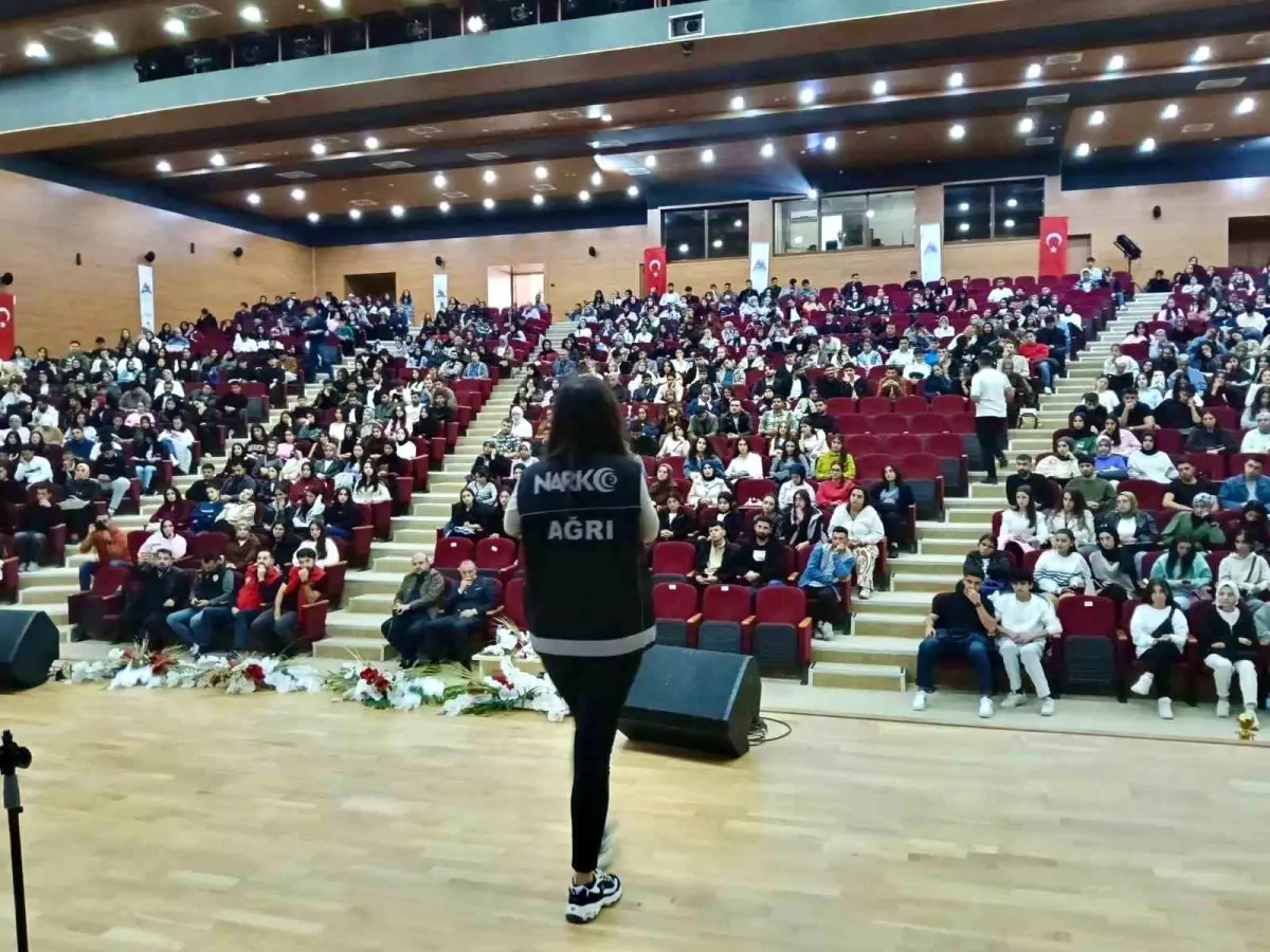 agrida emniyet mudurlugu ogrencileri bilgilendirdi hFUsYVVd