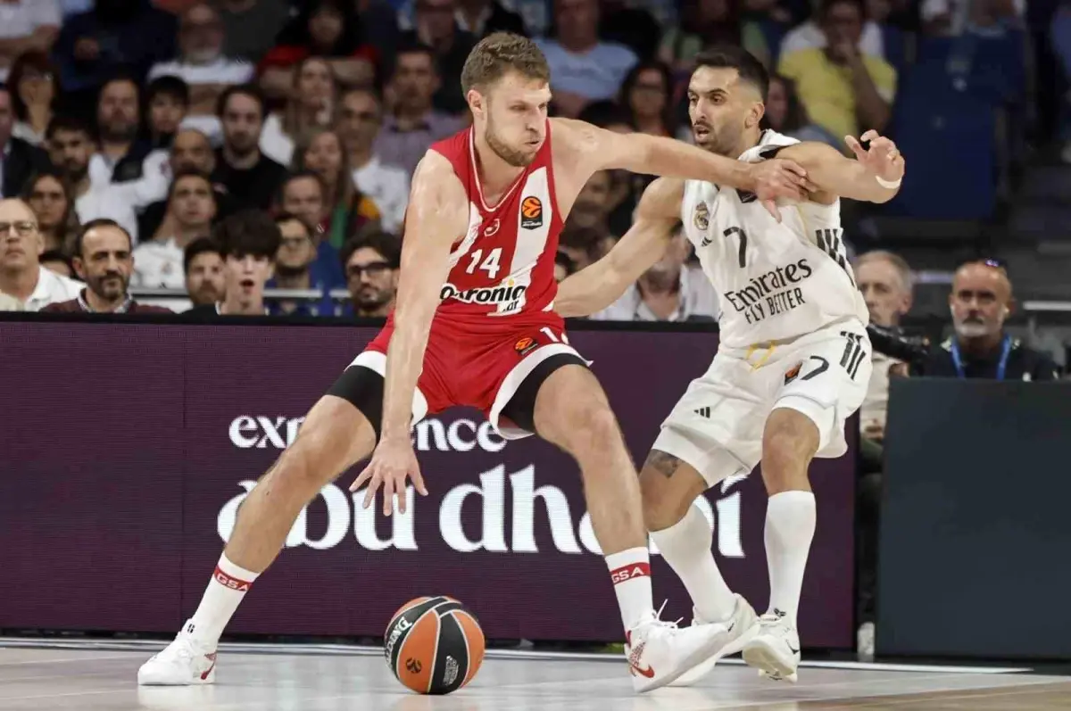 euroleague 3 haftanin mvpsi sasha vezenkov 6QMEKSg5