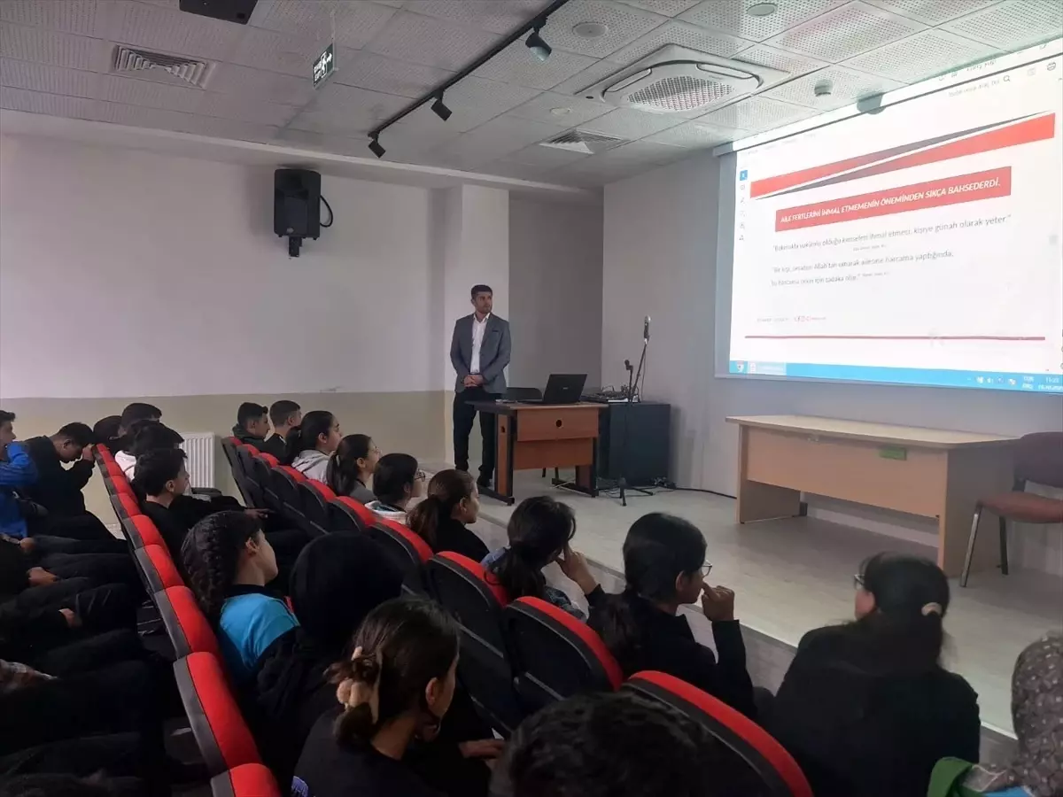 peygamberimiz ve aile ahlaki konferansi xkv83yE9.jpg