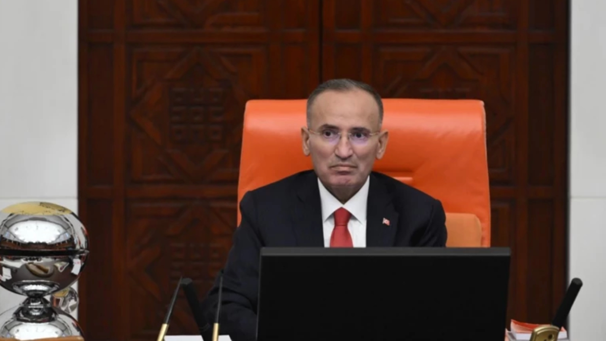 bekir bozdag meclise dondu zayifligi gozlerden kacmadi 8SPX9Idw.jpg