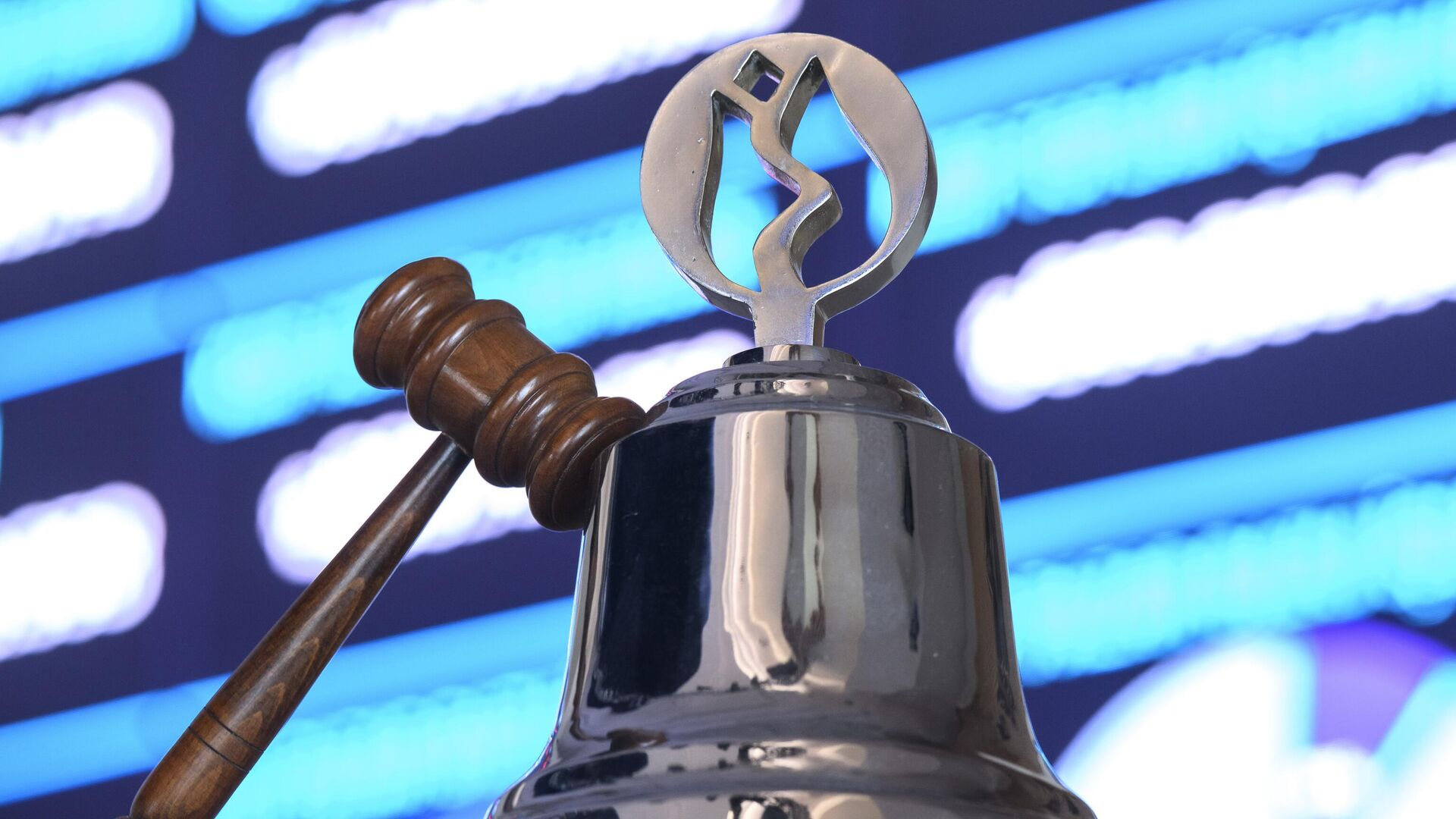 borsa istanbul gunu yukselisle tamamladi bist 100 endeksi 10970 puana ulasti Ryae3mwg.jpg