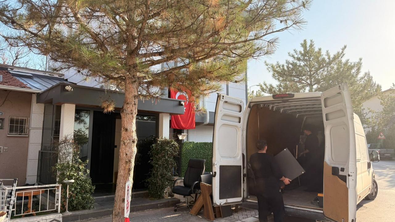 kemal kilicdaroglu ofisini bosaltti 5zqBeYAt.jpg