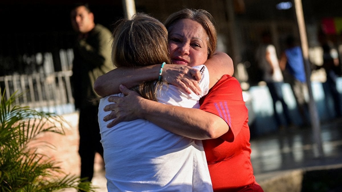 Venezuela’da bazı siyasi tutuklular dahil birçok kişi serbest bırakıldı